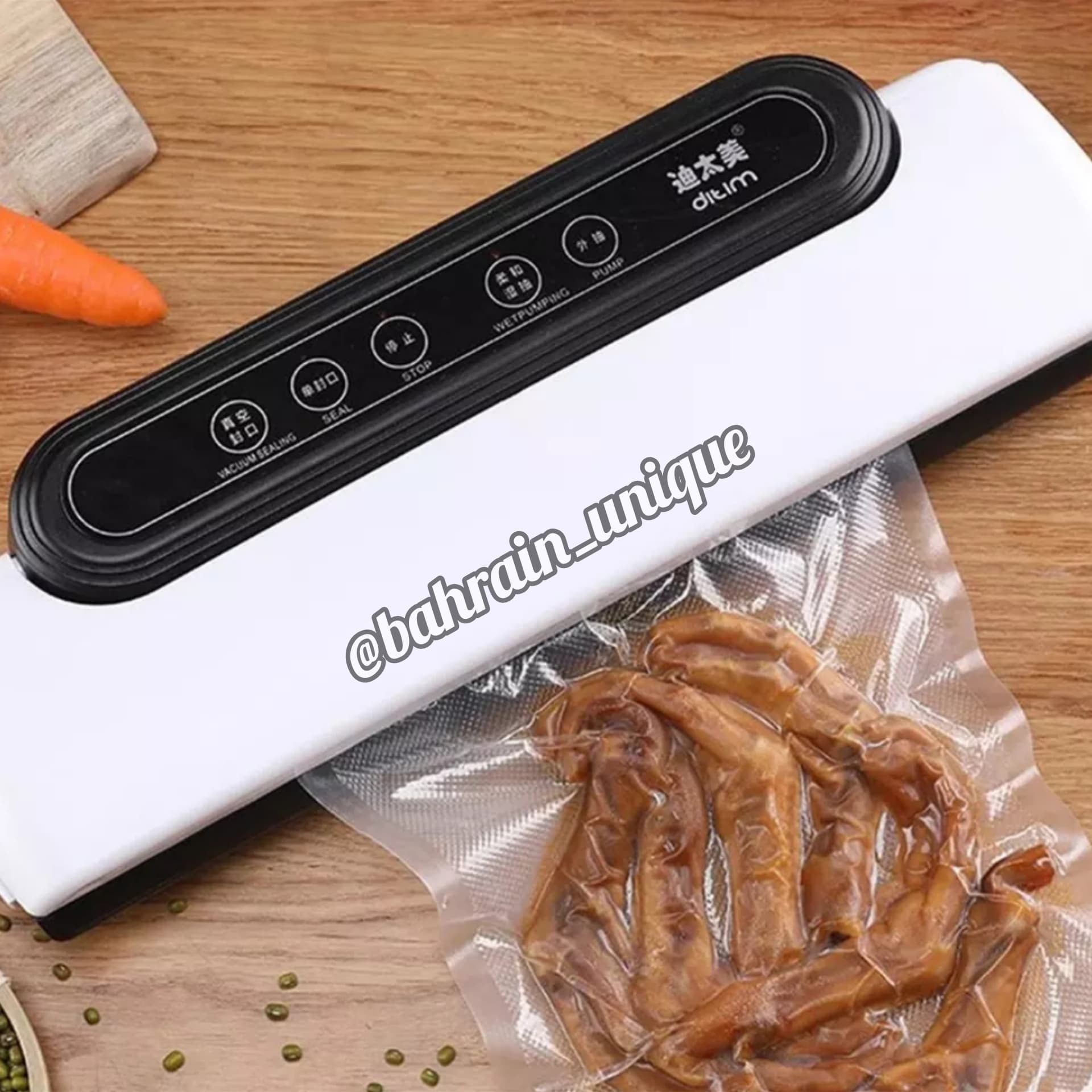 Food Vacuum Sealer ‎(100 ‏free ‎bags ‎)- ‏جهاز ‏حفظ ‏الطعام