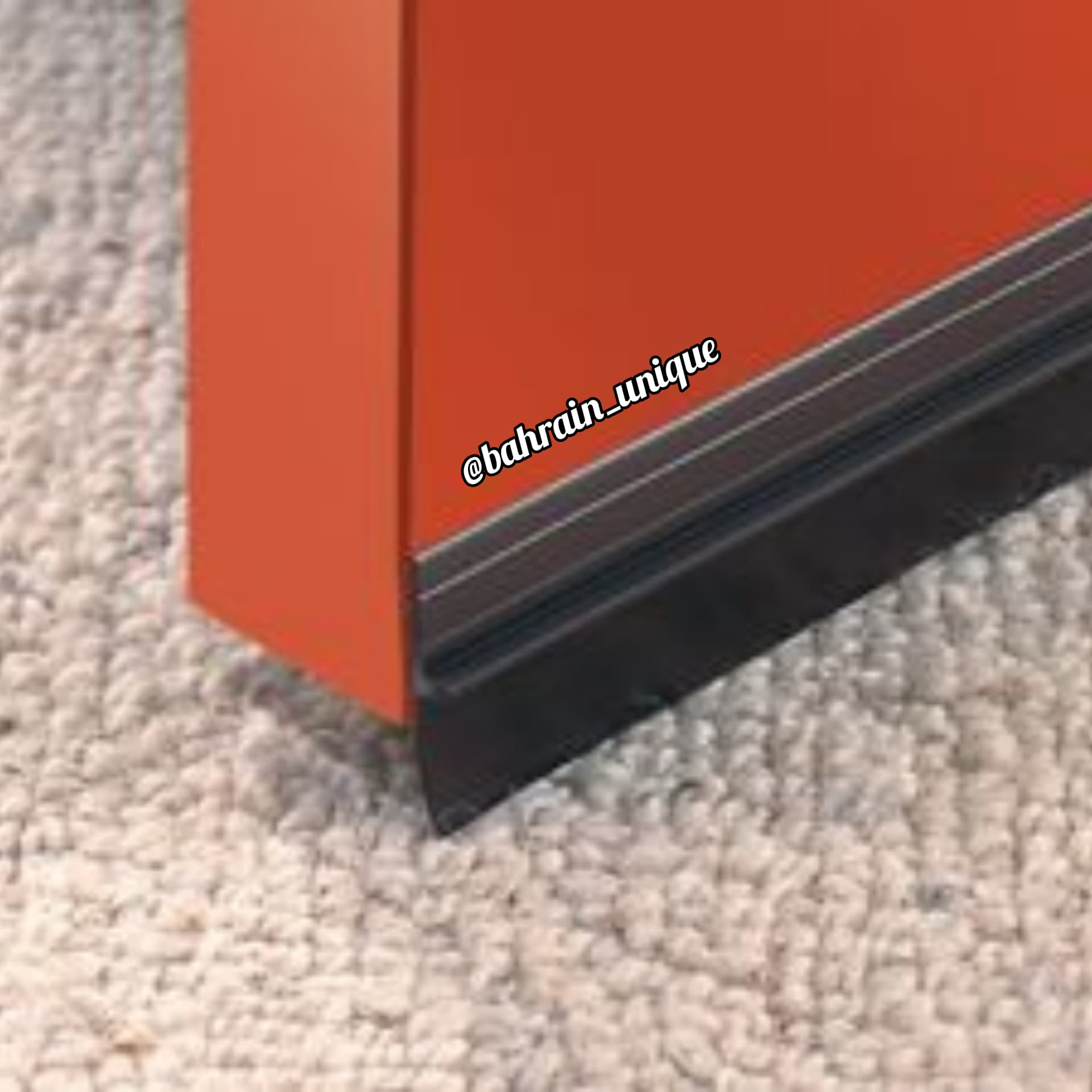 Door Bottom Seal ‎1m ‎- قطعة ‏سد ‏الفراغات ‏١ ‏متر