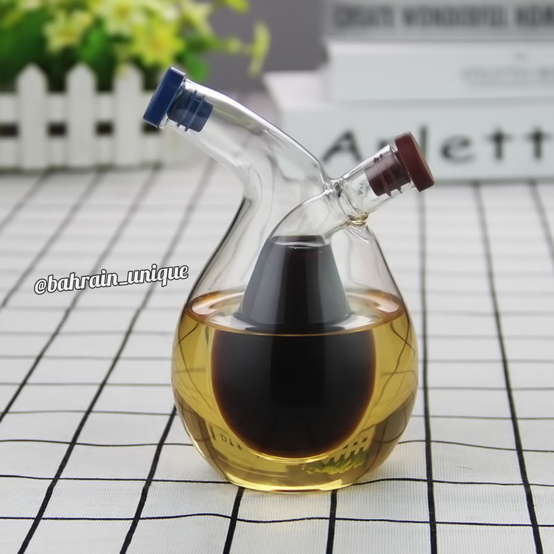 2in1 ‏Oil Bottle ‎- قارورة ‏الزيت ‏٢في١ image 2